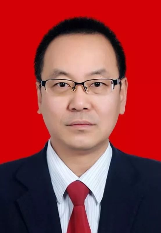 杨宝翟.jpg